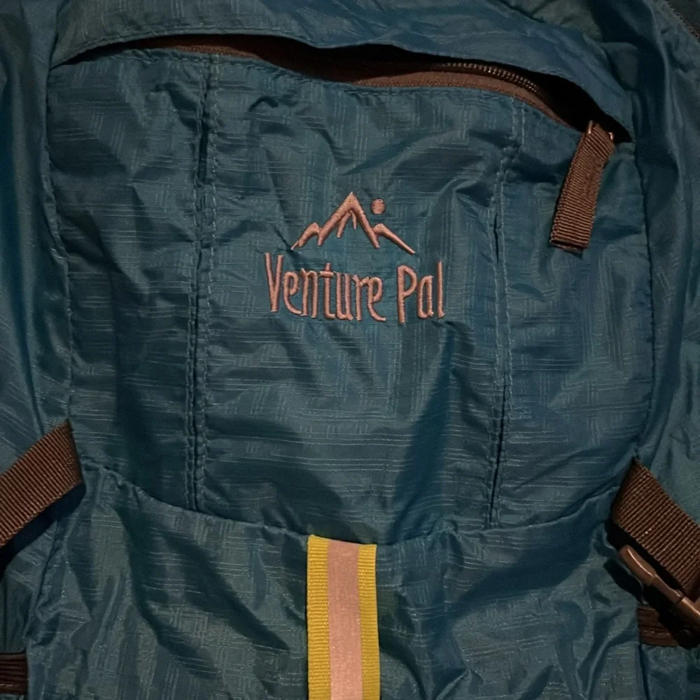 Venture pal packable backpack teal with reflective strip 35l